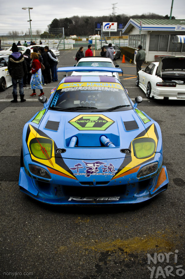 Name: noriyaro-_sexy_knights_rx7_tsukuba_001.jpg
Views: 727
Size: 203.0 KB
