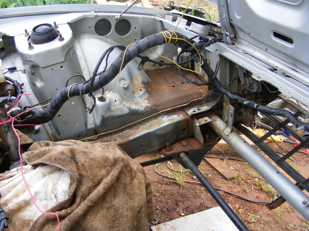Name: batteryrust2.jpg
Views: 72
Size: 170.5 KB