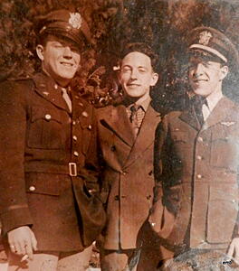 Old guys with 12As club meeting-6130ueb.jpg