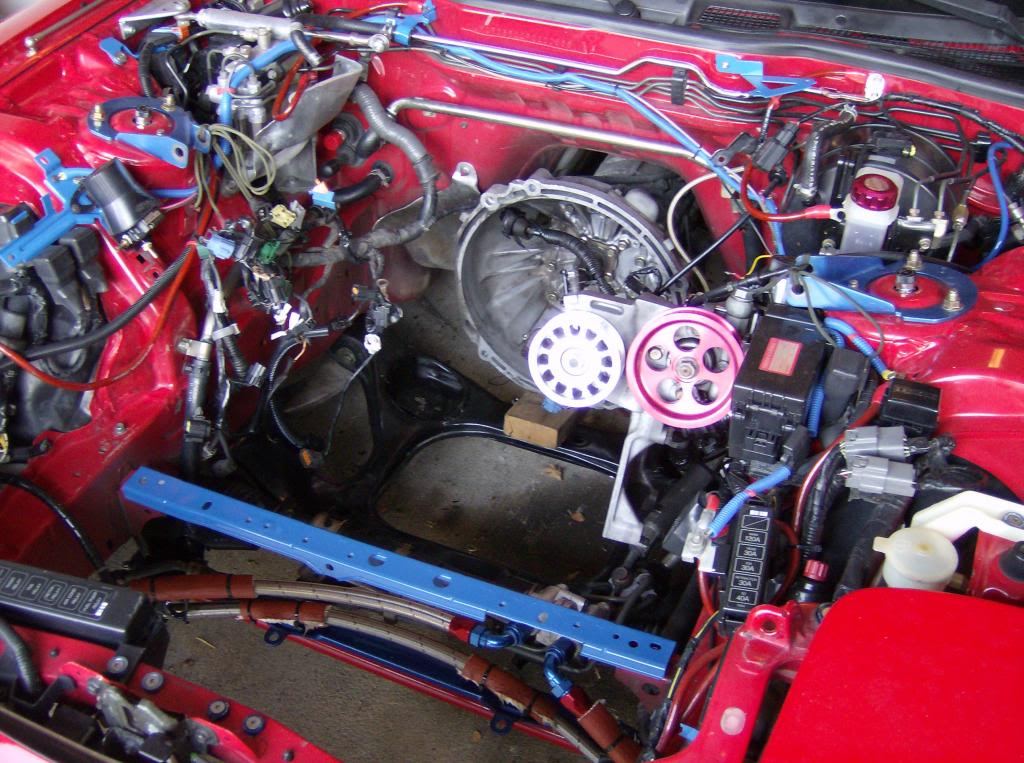 Name:  Engine-BayBling2004_zps8200abe1.jpg
Views: 50
Size:  147.1 KB