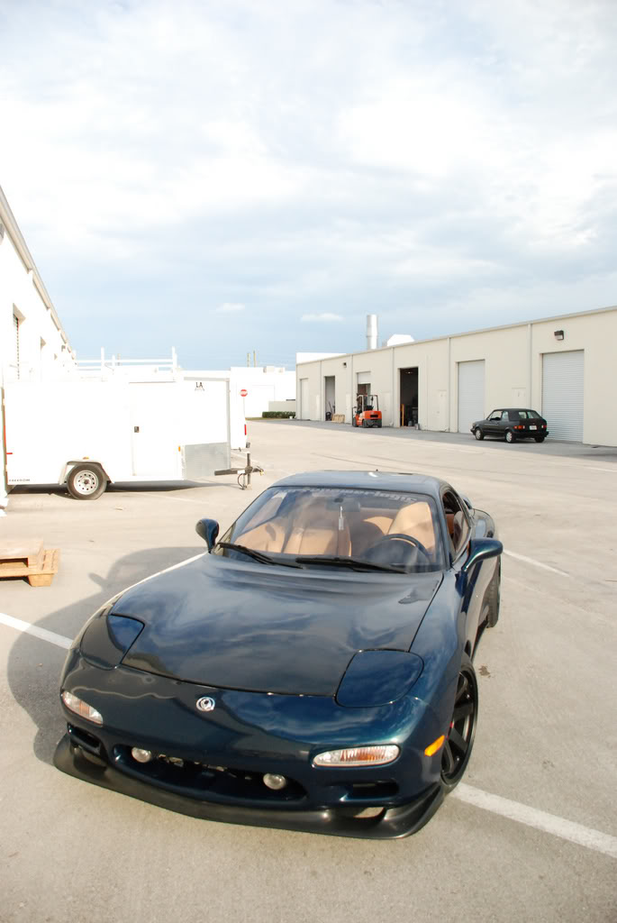 Name: 4420986389_eaf89700e9_b.jpg
Views: 1403
Size: 77.8 KB