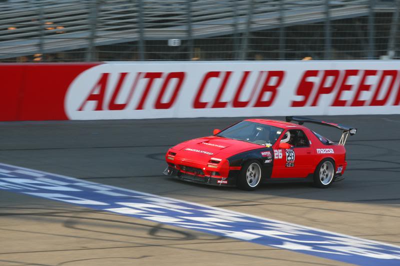 Name:  OrangeFinishLine825amBR__6930-Nov09-13_zps76a04e53.jpg
Views: 70
Size:  57.6 KB